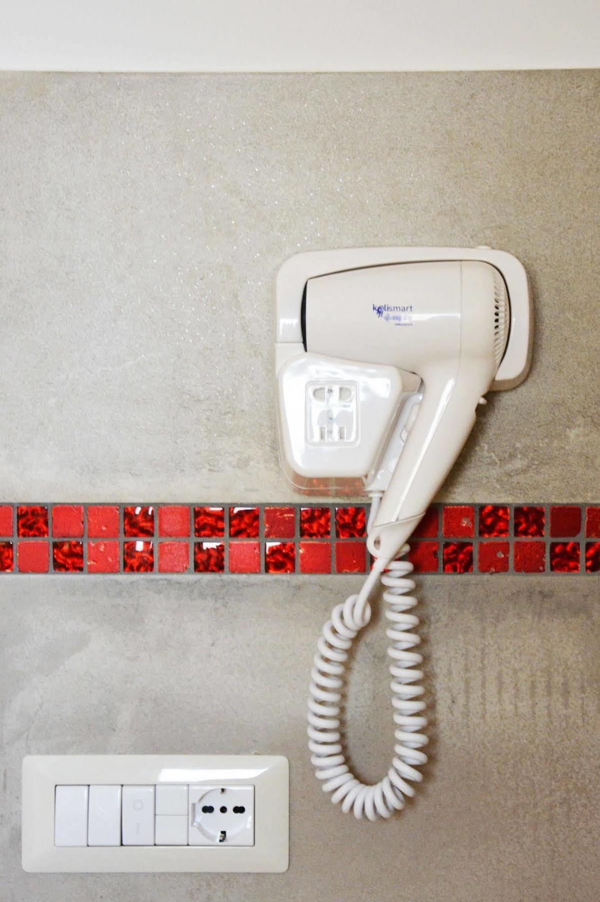 Sweet Home & Wellness Affittacamere ネットゥーノ エクステリア 写真
