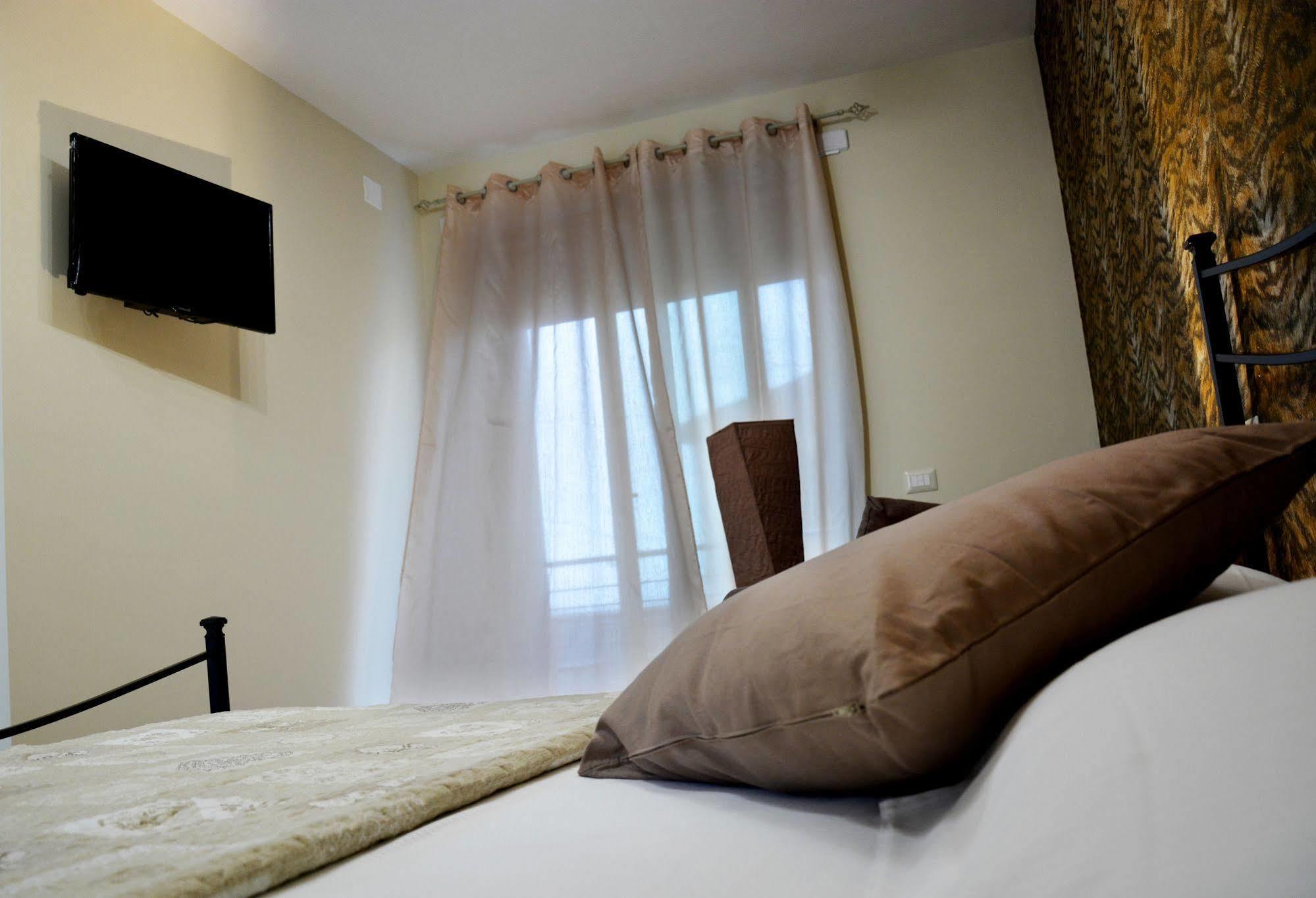 Sweet Home & Wellness Affittacamere ネットゥーノ エクステリア 写真